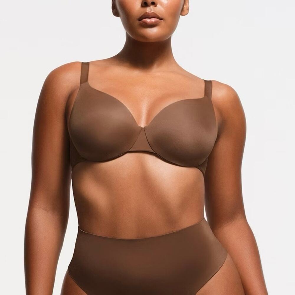 SKIMS Full Coverage Lightly Lined Bra